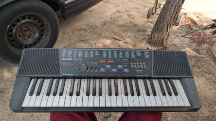 Casio CT400 49 Key Electronic Keyboard in Very Good condition electric piano