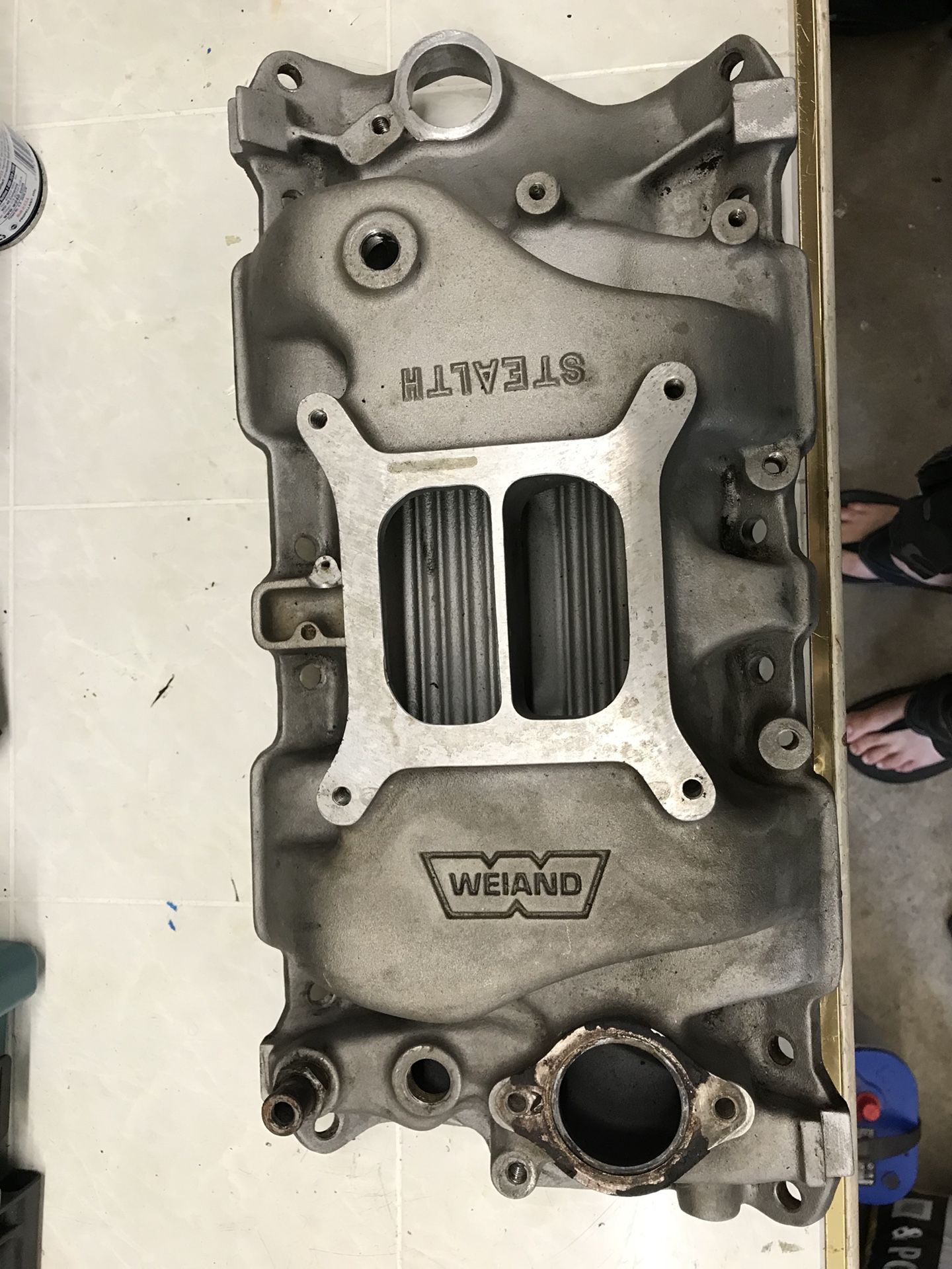 SBC Weiand Stealth Aluminum intake manifold