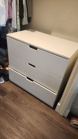 3-Drawer Dresser