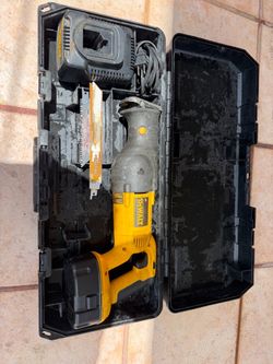 DeWalt Reciprocating Saw