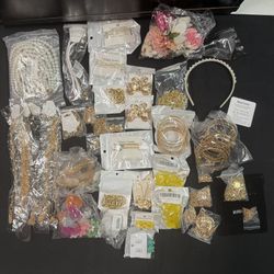 BUNDLE OF ACCESSORIES [CASH ONLY] 