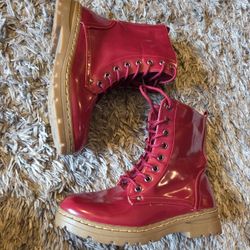 Stylish Red Lace-Up Women's Boots Size 5.5 Womens