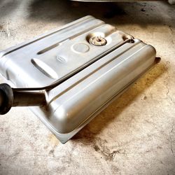 52-54 Ford Gas Tank (Bob Drake)