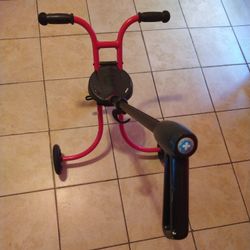 Micro Mobility Trike/ Great Way To Get Your Children Around Great For Indoor And Outdoor.