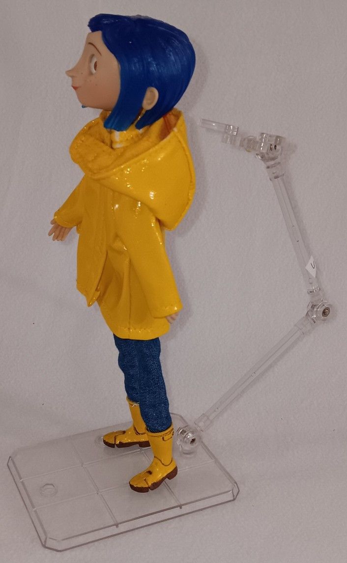 Coraline Fashion Doll,