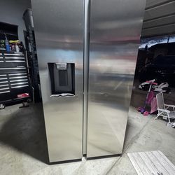 Samsung 36inch 24.7 cubic ft refrigeratork