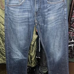 Levi’s Jeans 