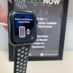 Apple Watch SE 1st Gen 44mm Cellular