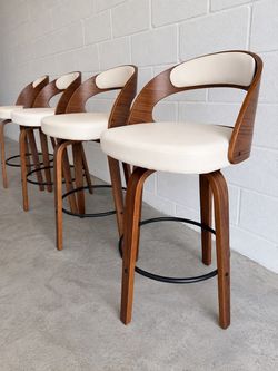 White Swivel Stools ā Counter Height ā Mid Century Modern ā Brand New!