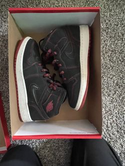 Air Jordan 1 Mid Fearless (GS)