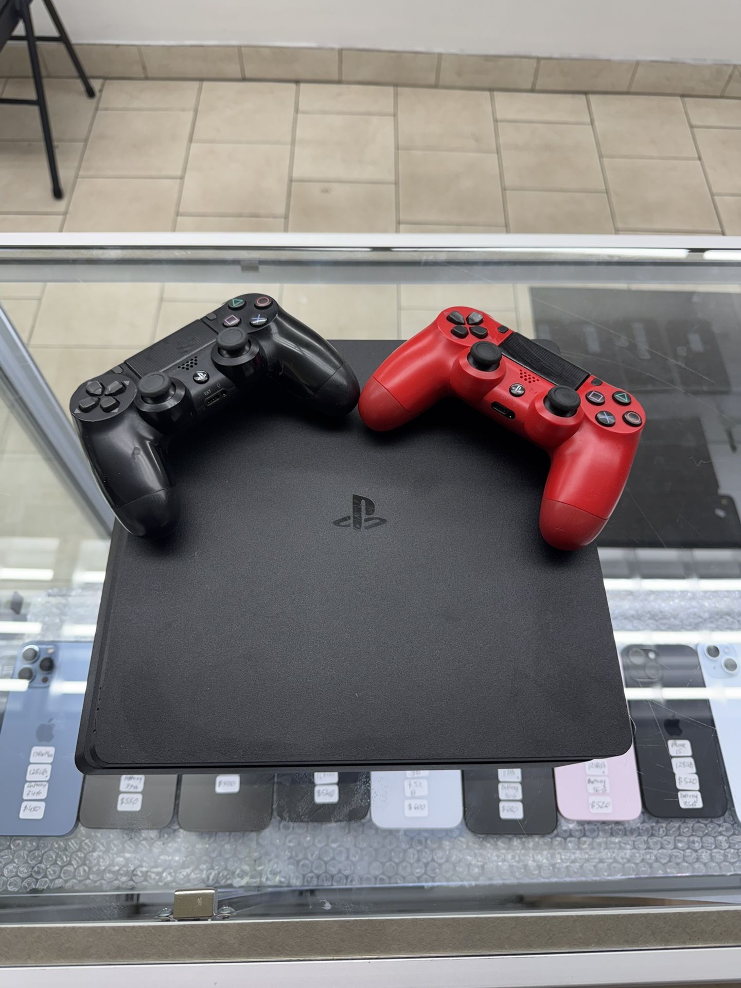 Sony Playstation 4 Black- 1TB