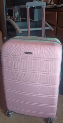 Rockland Luggage