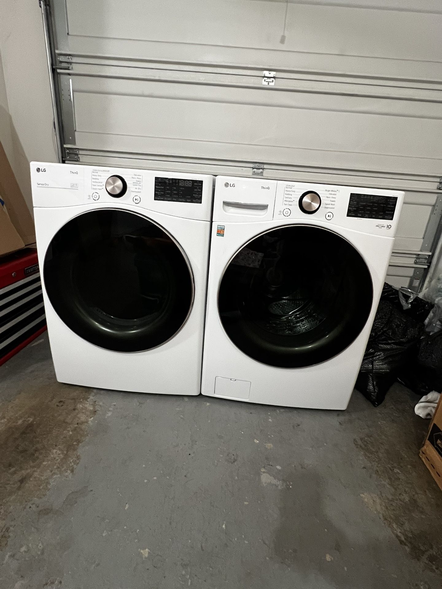 LG Washer & Dryer Set