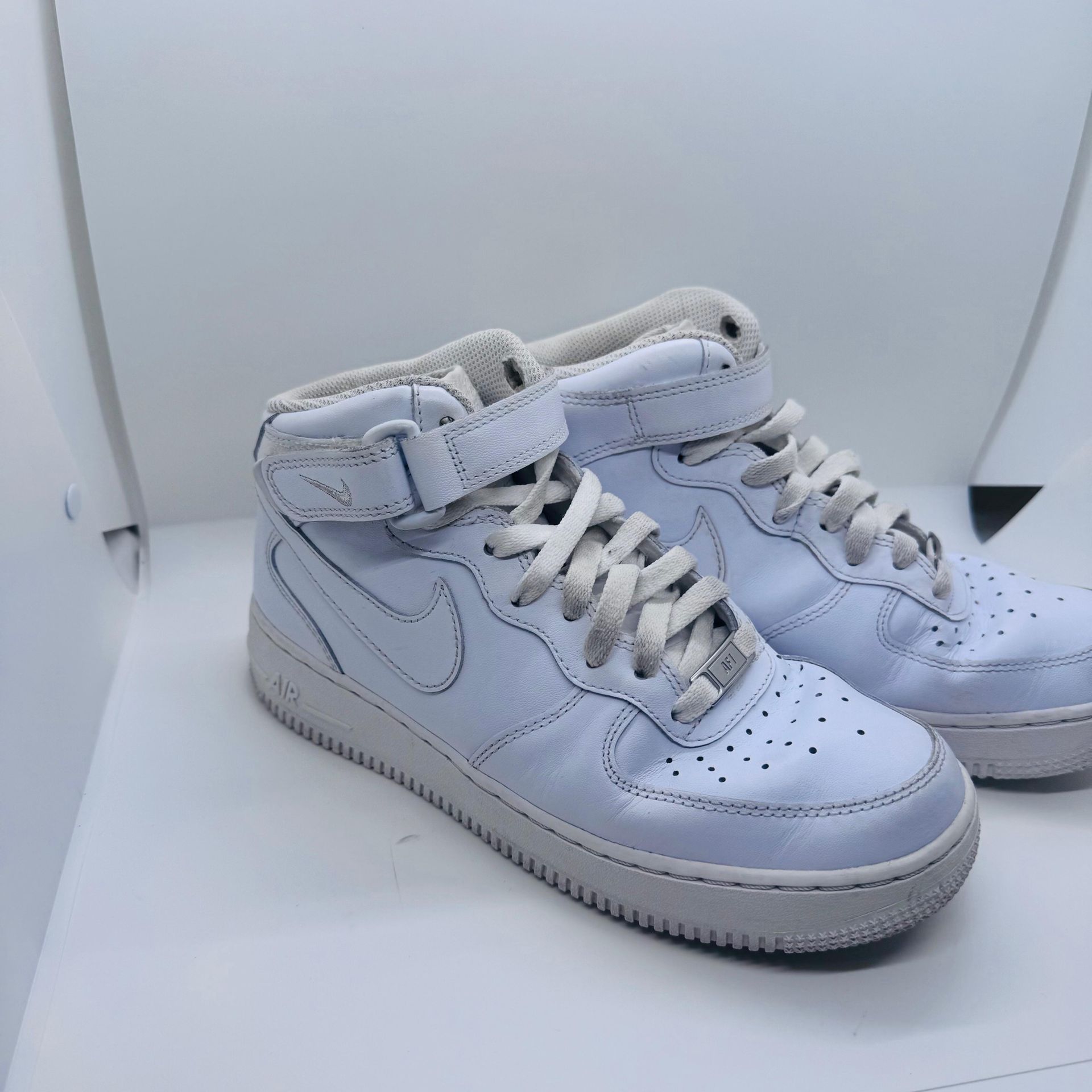 Nike AF1 Men's Size 8 Mid07