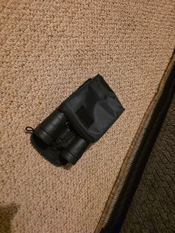 Mini desk fan and binoculars