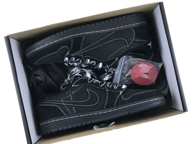 all black phantom dunk x travis