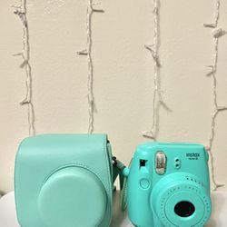Instax Mini 8 Turquoise with Case