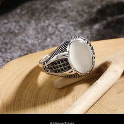Retro Elegant RING 