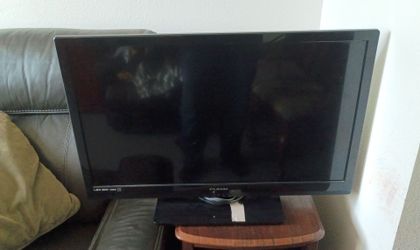 32" Funai!