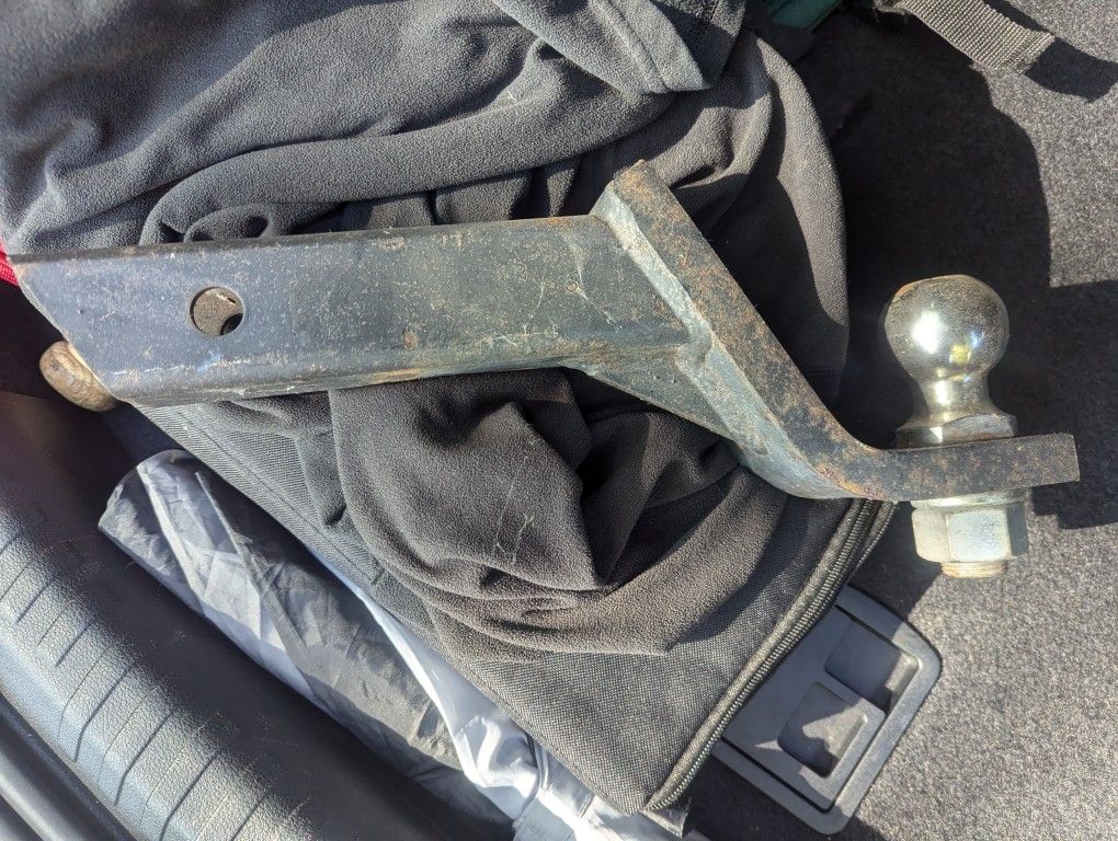 2 5/16 Trailer Ball Hitch