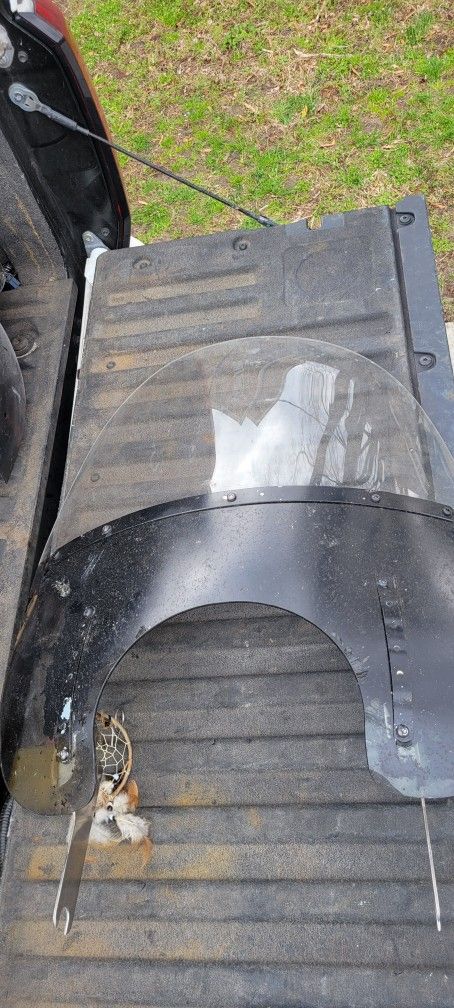 Motorcycle Windshield (Poss. Harley)