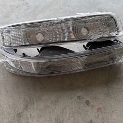Turnsignal Headlights For 2001 Chevy Tahoe Or Silverdado