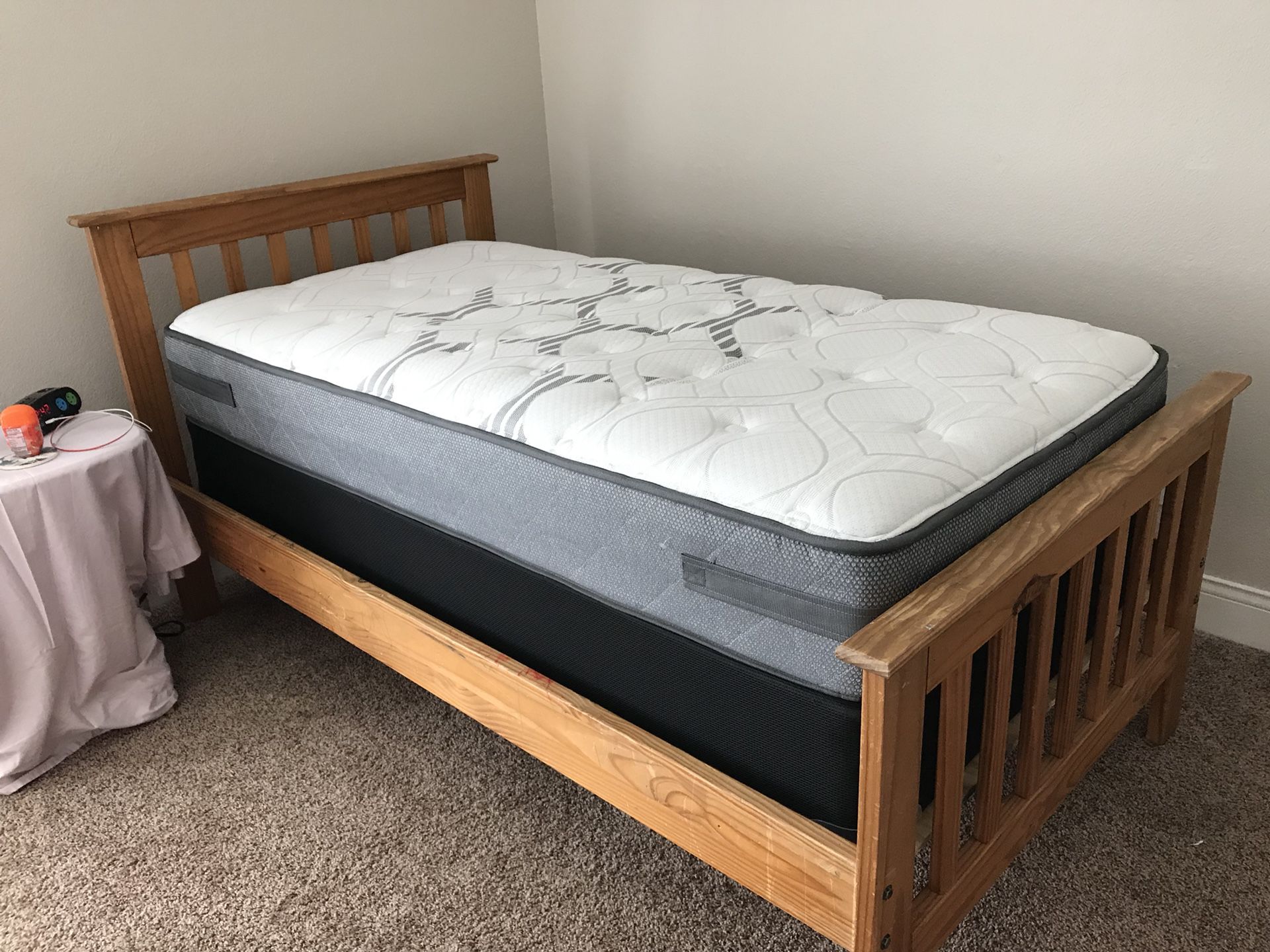 Twin size mattress & box springs – As Good As NEW - REDUCED - $150
