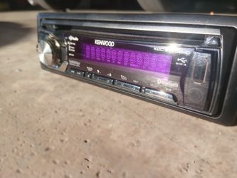 Kenwood Bluetooth single din like new stereo