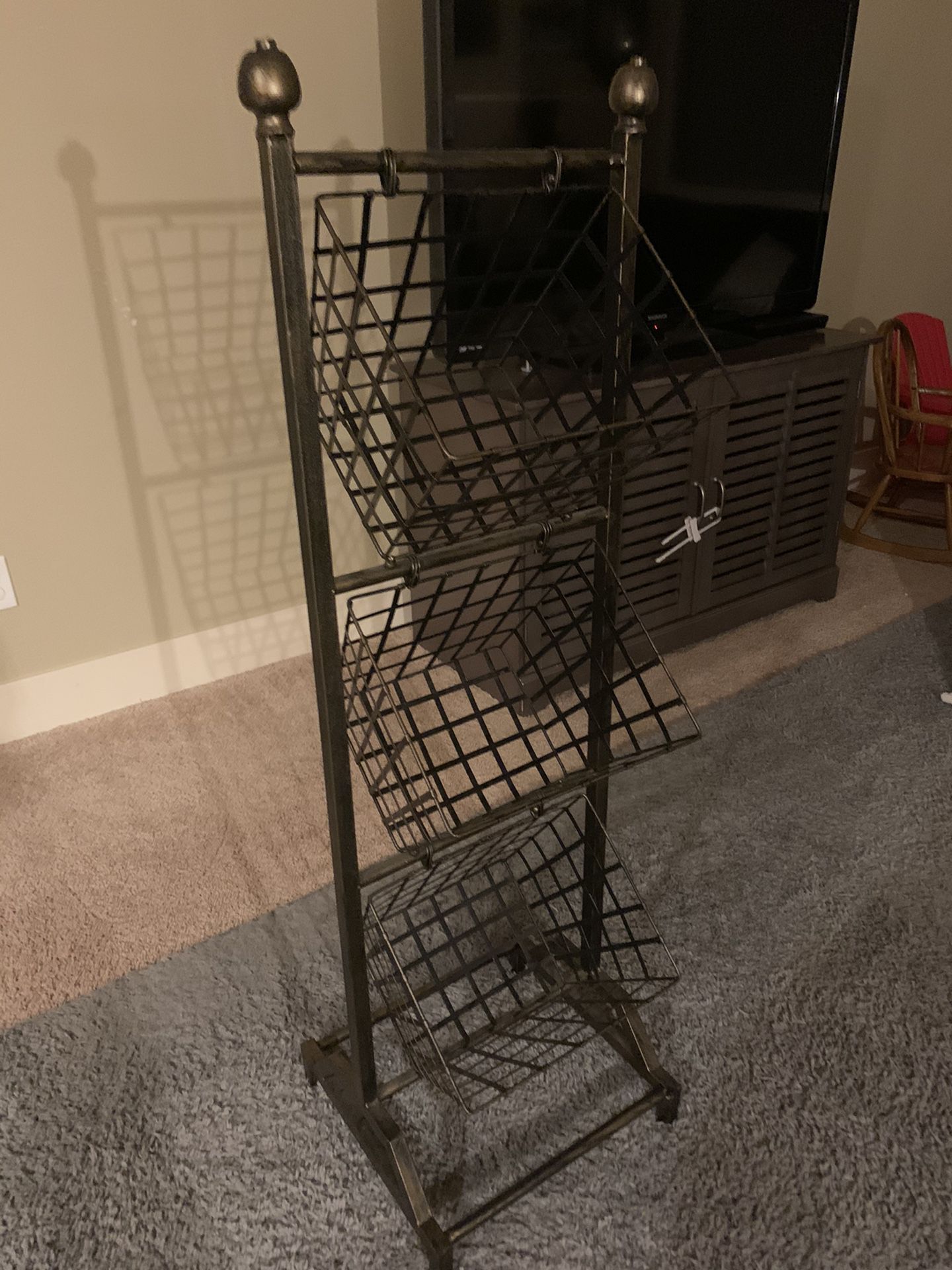 3 tier metal stand
