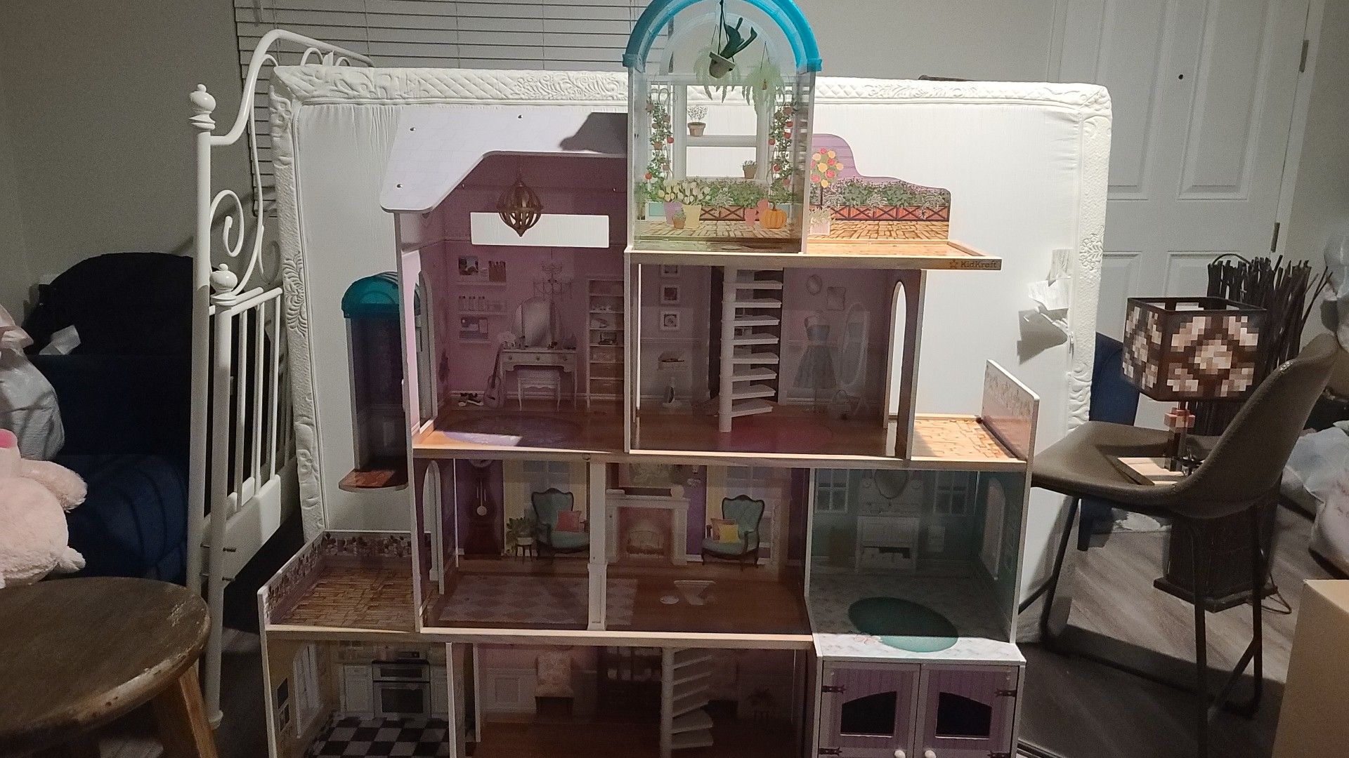 Doll house