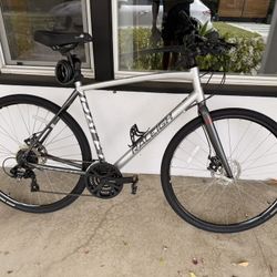 Raleigh Cadent 2 Road Bike Size Large