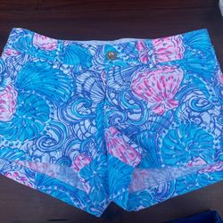 Lilly Pulitzer Shorts Women’s Size 4