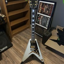Dean Christian Martucci Signature V