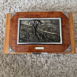 VINTAGE MUSICAL ITALIAN TABLE CIGARETTE BOX 1930'S ( RICORDO DI NAPOLI ) Size 7 1/8”