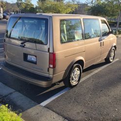 2000 Chevrolet Astro