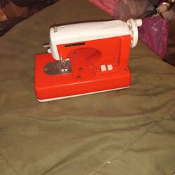Vintage Sew-it Mini Sewing Machine 1950's