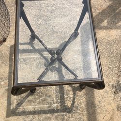 28 X 23 X 24 Tall Beveled Glass Table