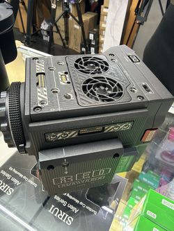 RED DIGITAL CINEMA RAVEN BRAIN with 4.5K DRAGON Sensor (EF Mount, Compatible with DSMC2 Accessories)