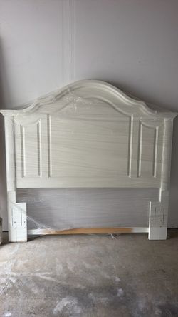 new Twins bed frame