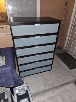 dresser drawers