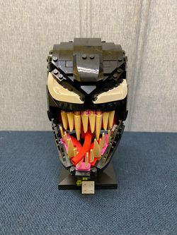 LEGO Marvel 76187 Venom Brick-Built Head - No Box or Manual
