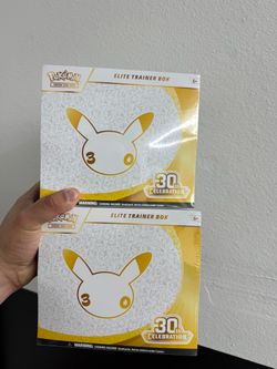 Pokemon 30th Celebration ETB