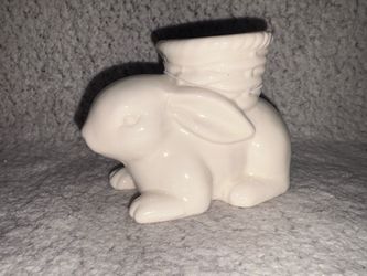 Egg holder