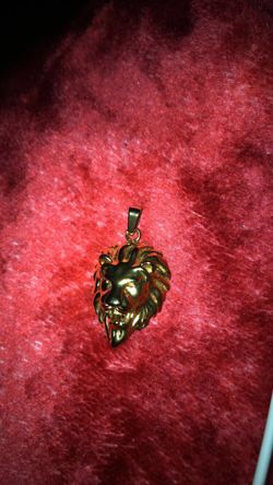 Gold 18k lion head
