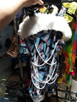 Monster high dress size 8 to 10 yrs.