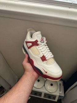 Air Jordan 4