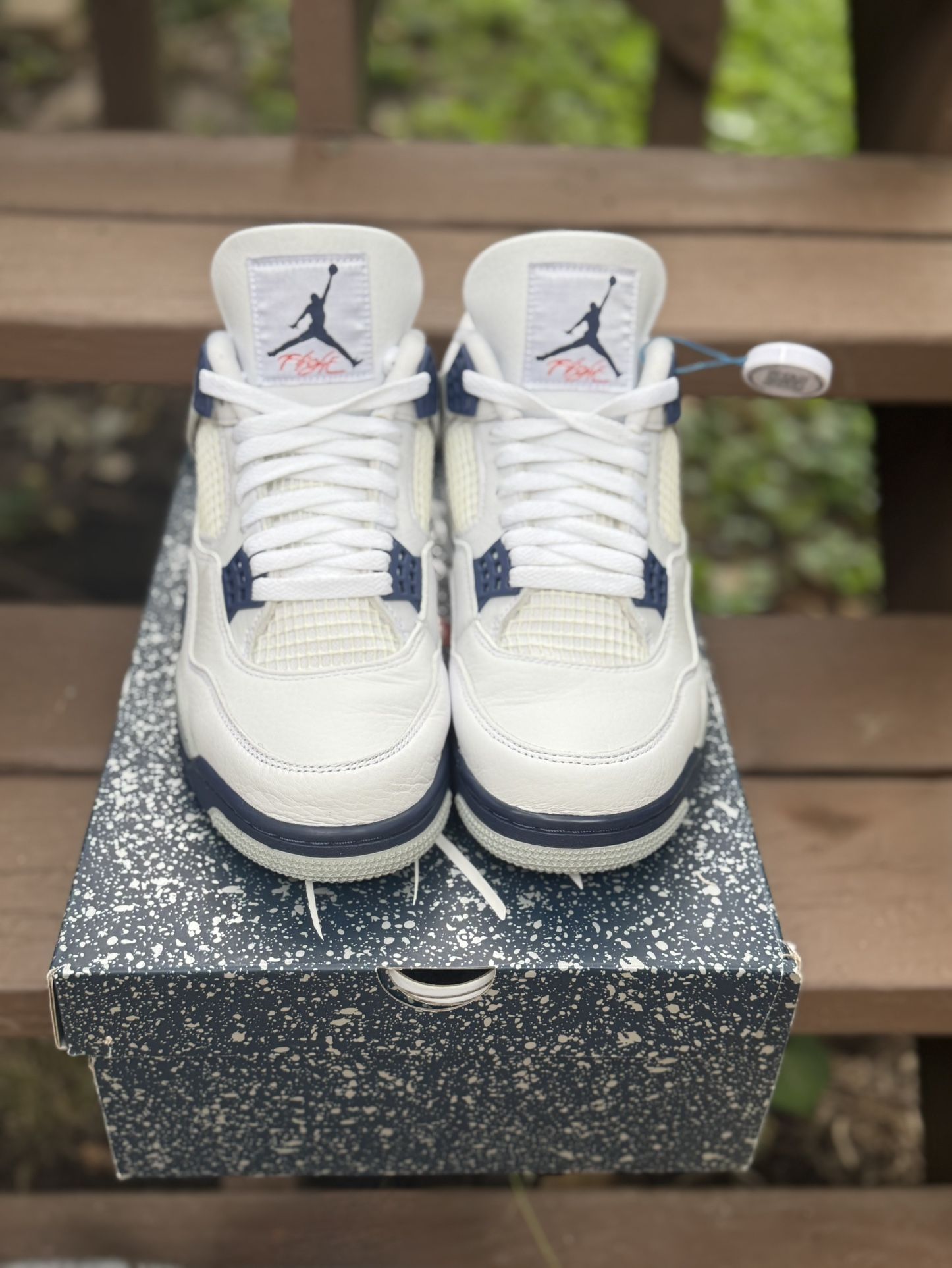 Jordan 4 Retro Midnight Navy – Size 10 – Like New w/ Box