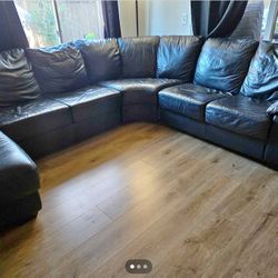Sectional couch