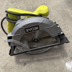 “Ryobi Circular Saw 🔧 Wood Cutting Tool – WORKS PERFECT 🔥”