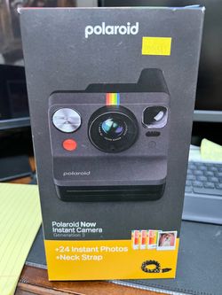 Polaroid Camera now bundle New Sealed Cash only